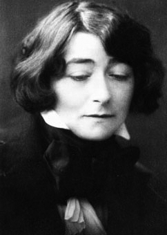 Дзайнер Eileen Gray (Эйлин Грей)
